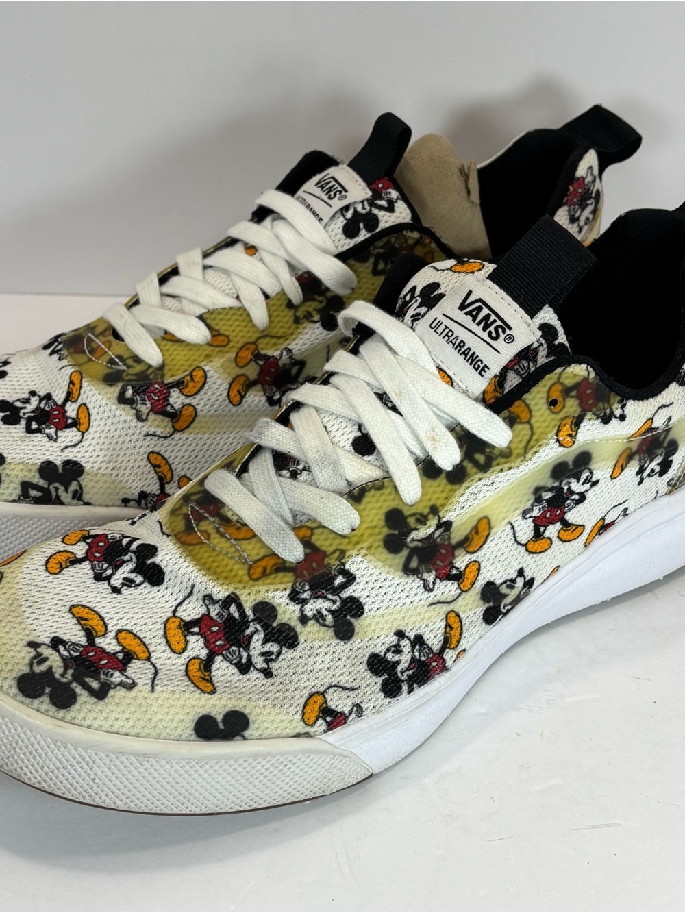 Vans Ultra Range Disney 90th Mickey Mouse Sneakers Mens 12/Women's 13.5 EUC